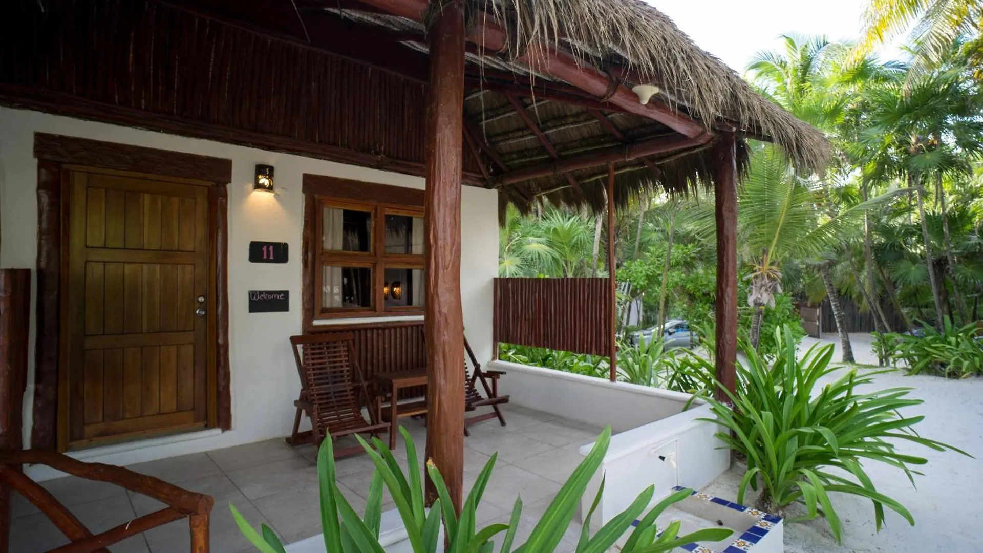 Hotel Bt Live Tulum Located At The Party Zone 4*,