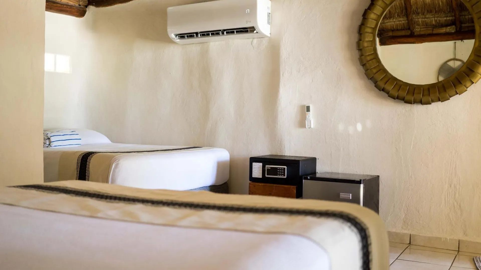 Hotel Bt Live Tulum Located At The Party Zone Meksyk